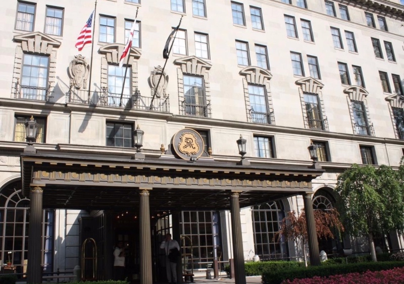 Exterior photo of the entrance to St. Regis Hotel in Washington DC